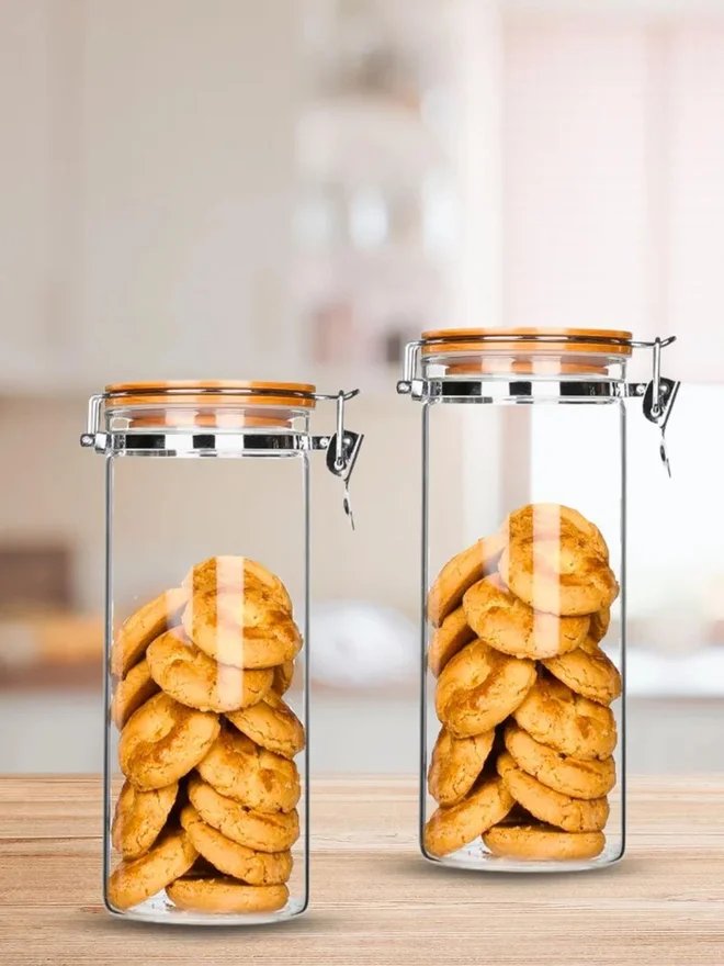 1Chase 1CHASE 2-Piece Borosilicate Glass Storage Jar With Clip and Airtight Bamboo Lid 1000 ML